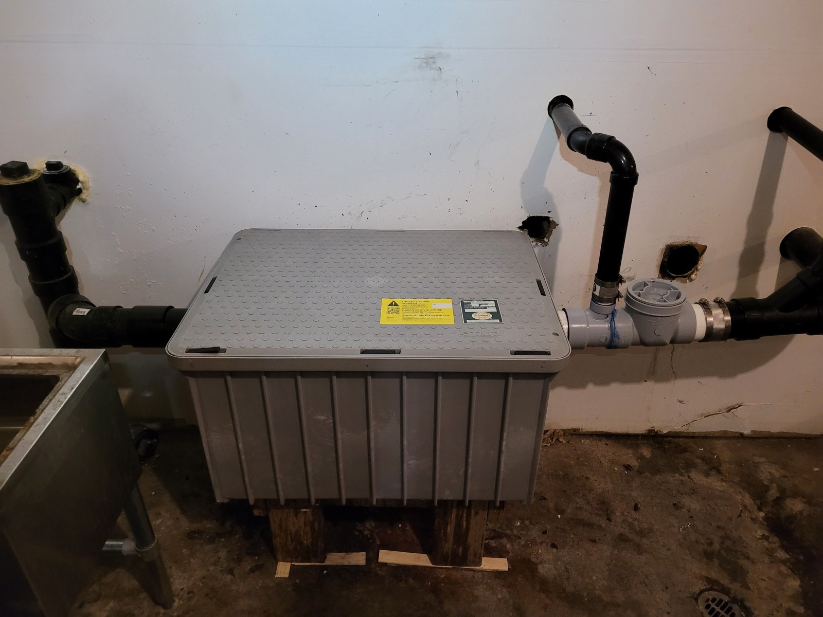 Restaurant Grease Drains: What Keeps a Commercial Kitchen Draining in Everett and Mukilteo